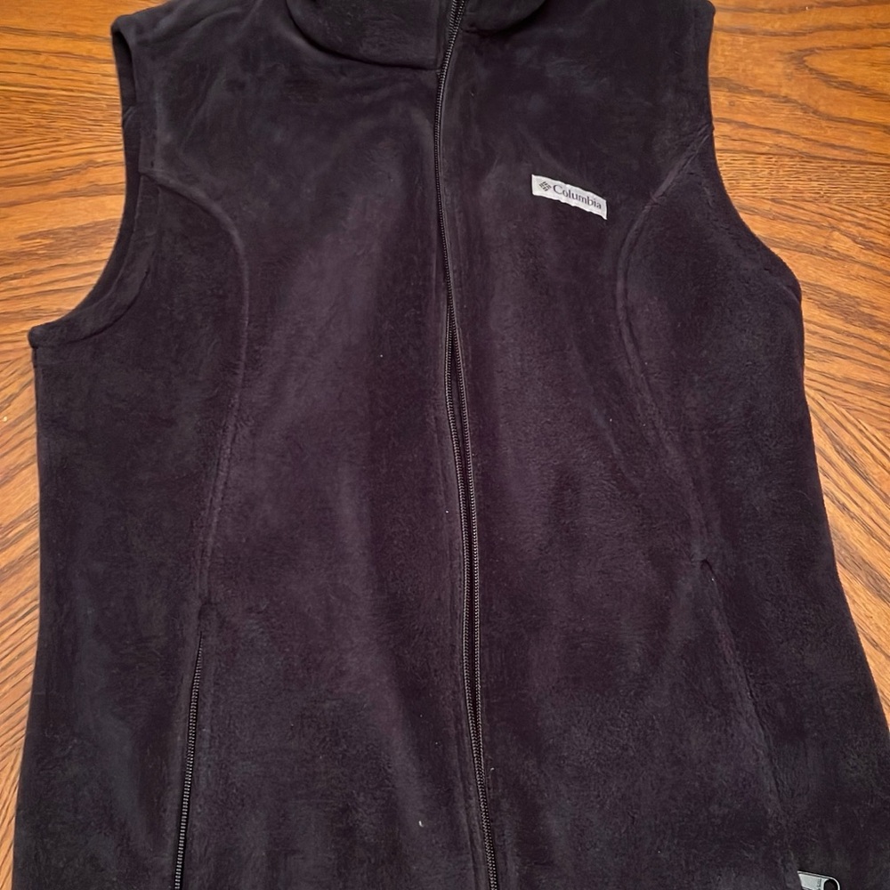 Columbia Midnight Black Sleeveless Fleece